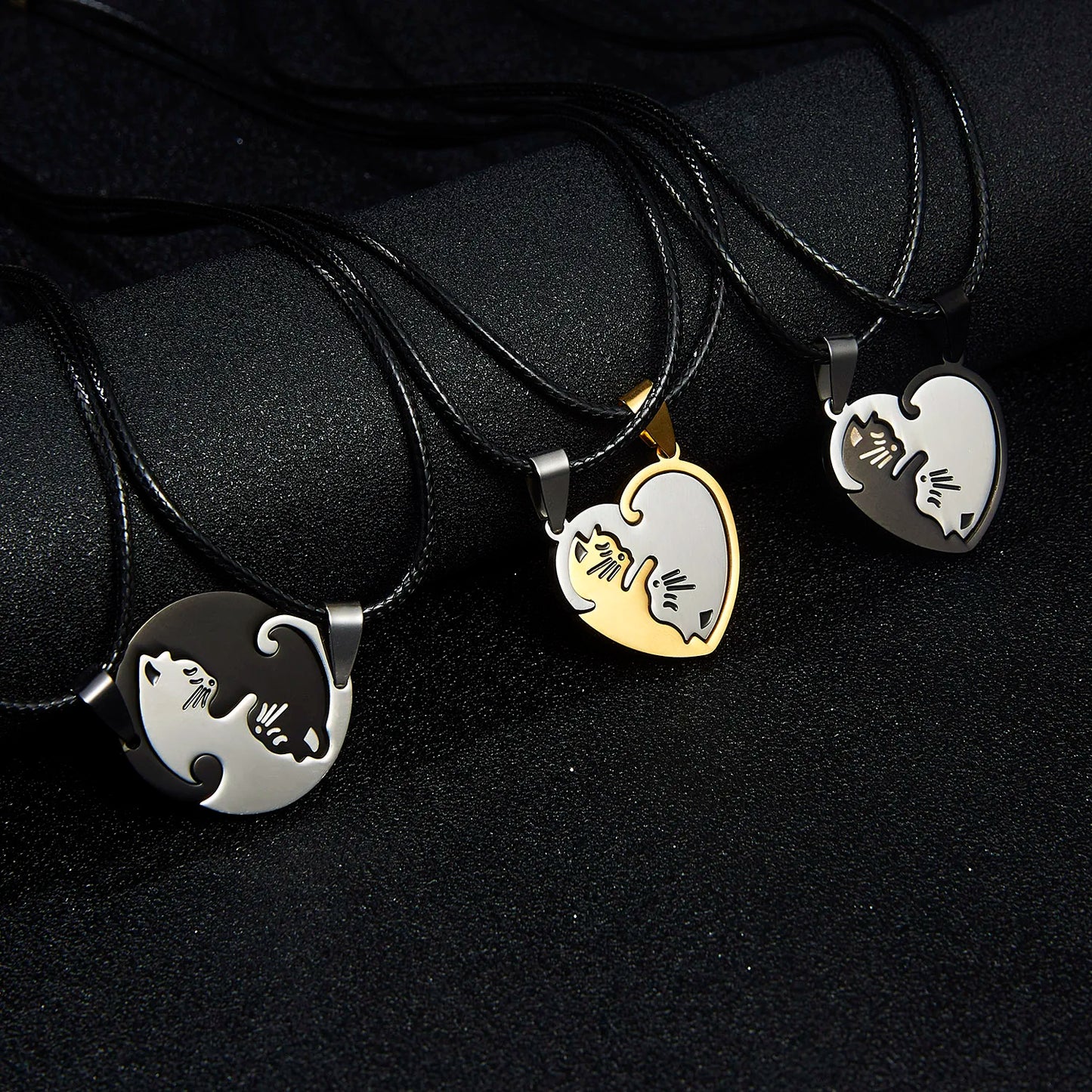 Adorable Cat Hug Couple Necklaces: A Purrfect Symbol of Friendship and Love