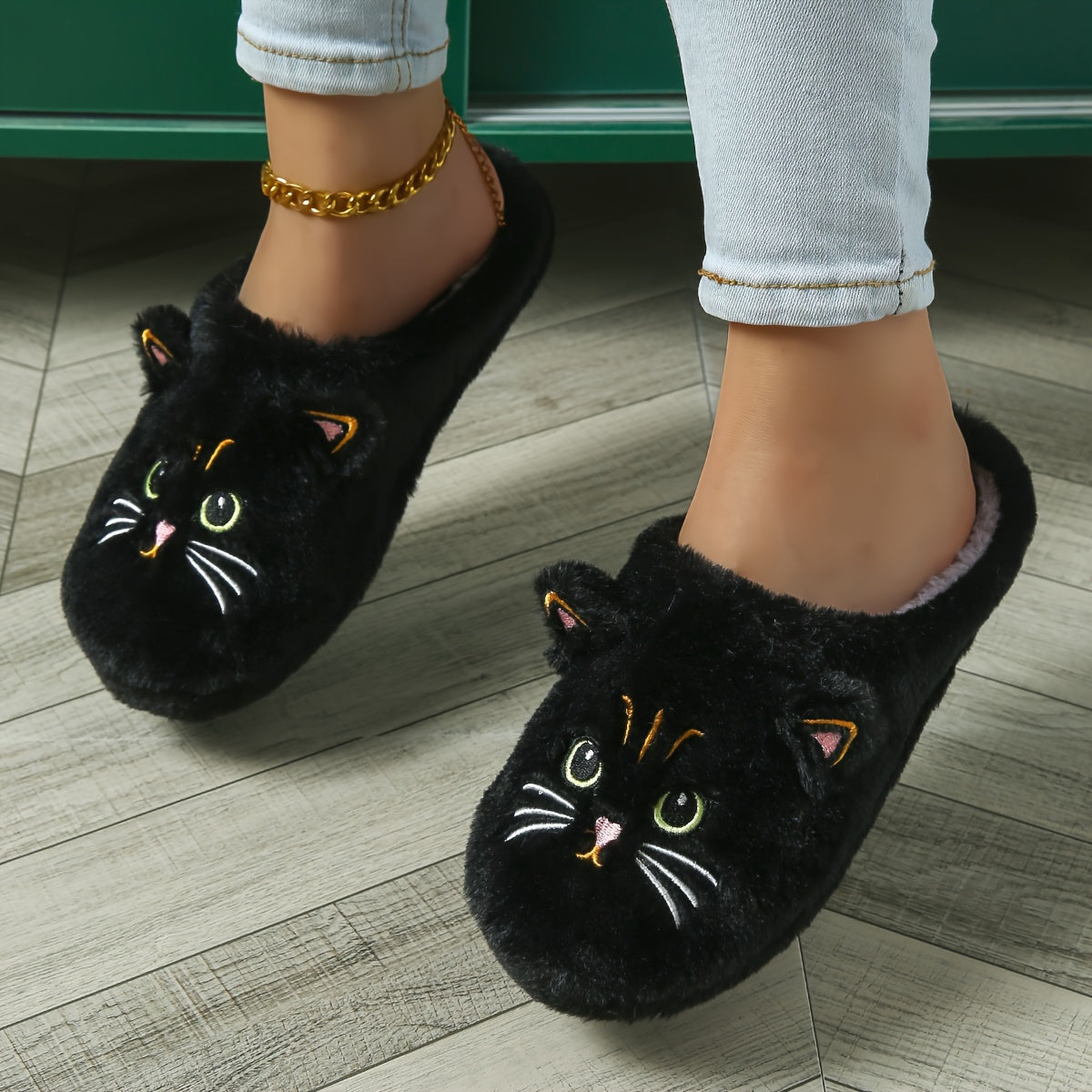 Cozy Cartoon Cat Ears Plush Slippers For Women